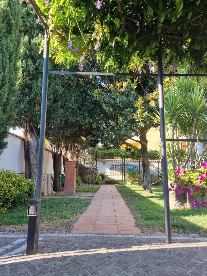 Tabor 2 Garden & Parking Appartement Napels Buitenkant foto