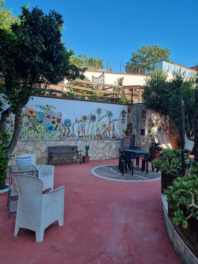 Tabor 2 Garden & Parking Appartement Napels Buitenkant foto