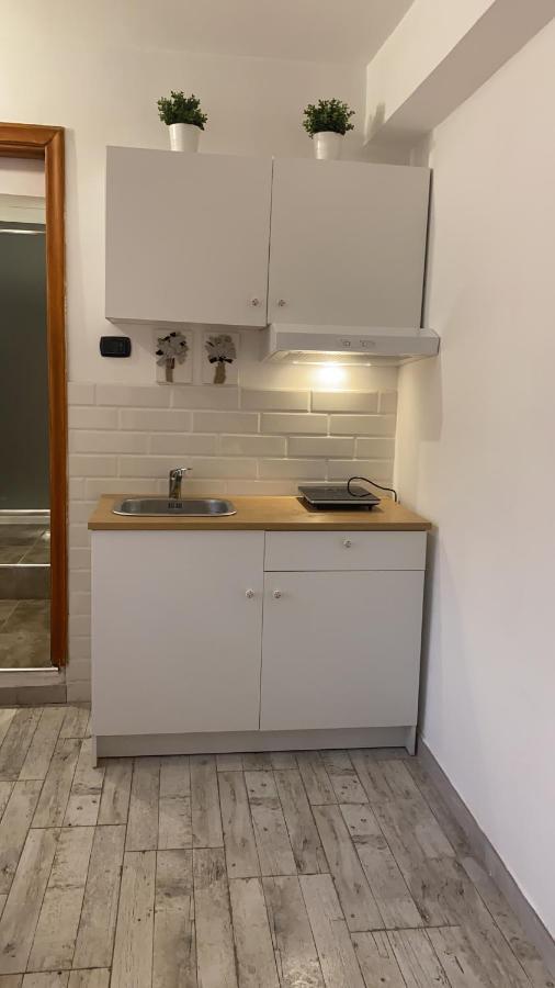 Tabor 2 Garden & Parking Appartement Napels Buitenkant foto
